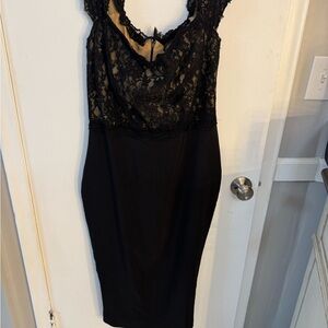 Elegant Black Lace Dress